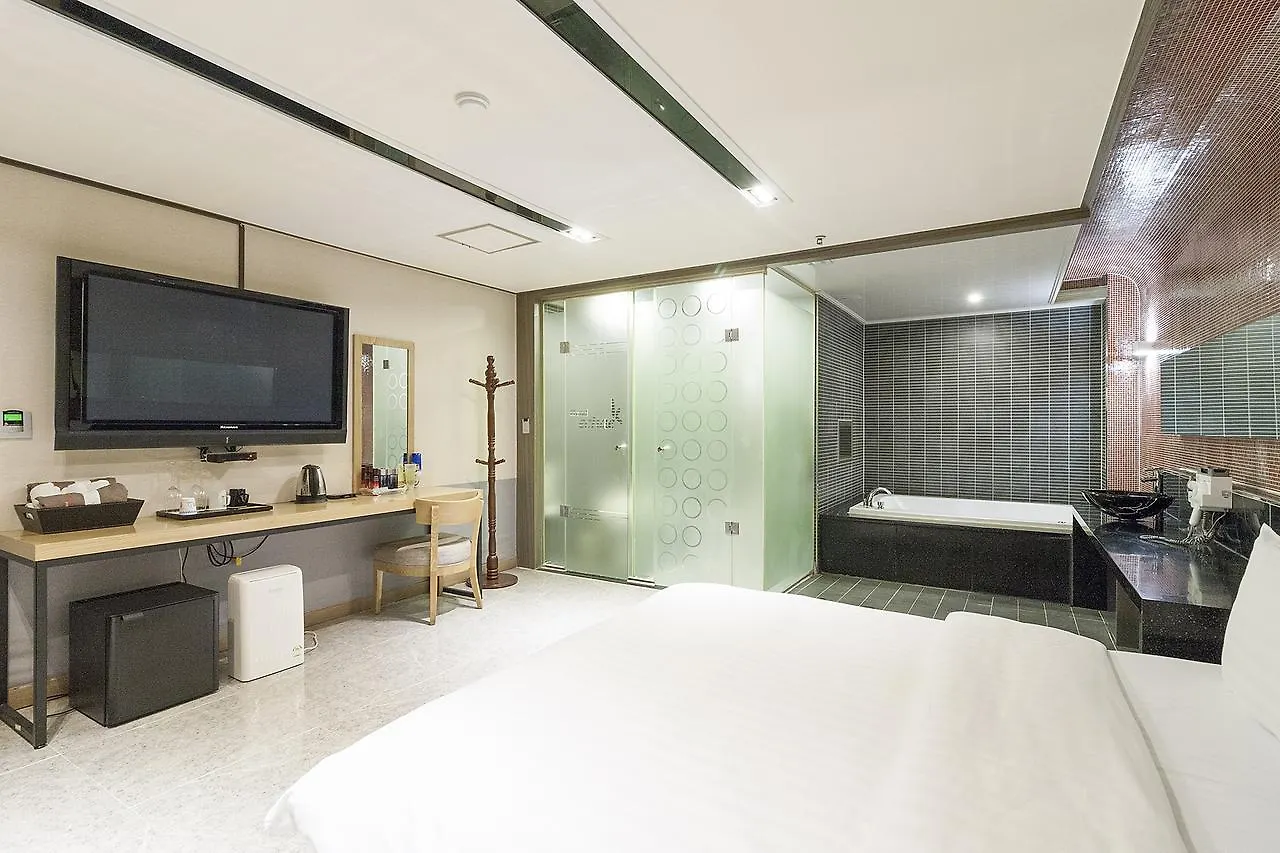 Echae Hotel 인천 0*,